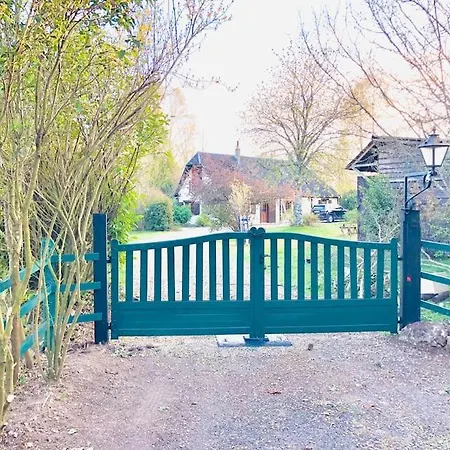 Maison Normande Sur Parc Arbore Ambiance Bucolique Vakantiehuis *